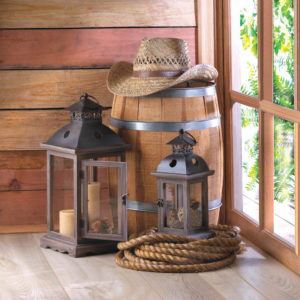 Monticello Wood Lantern (L)