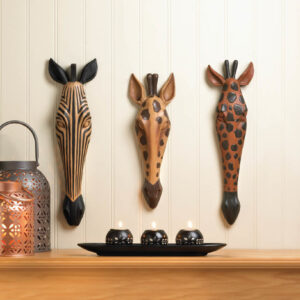 Wild Giraffe Wall Plaque