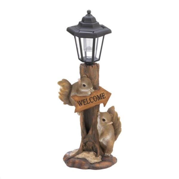 Friendly Squirrels Solar Lamp - Image 2