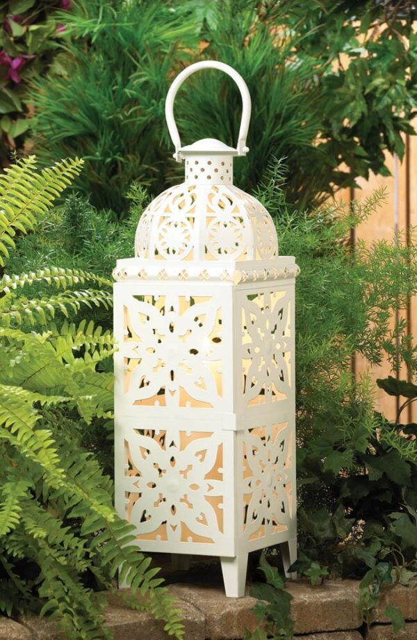 Giant White Medallion Lantern